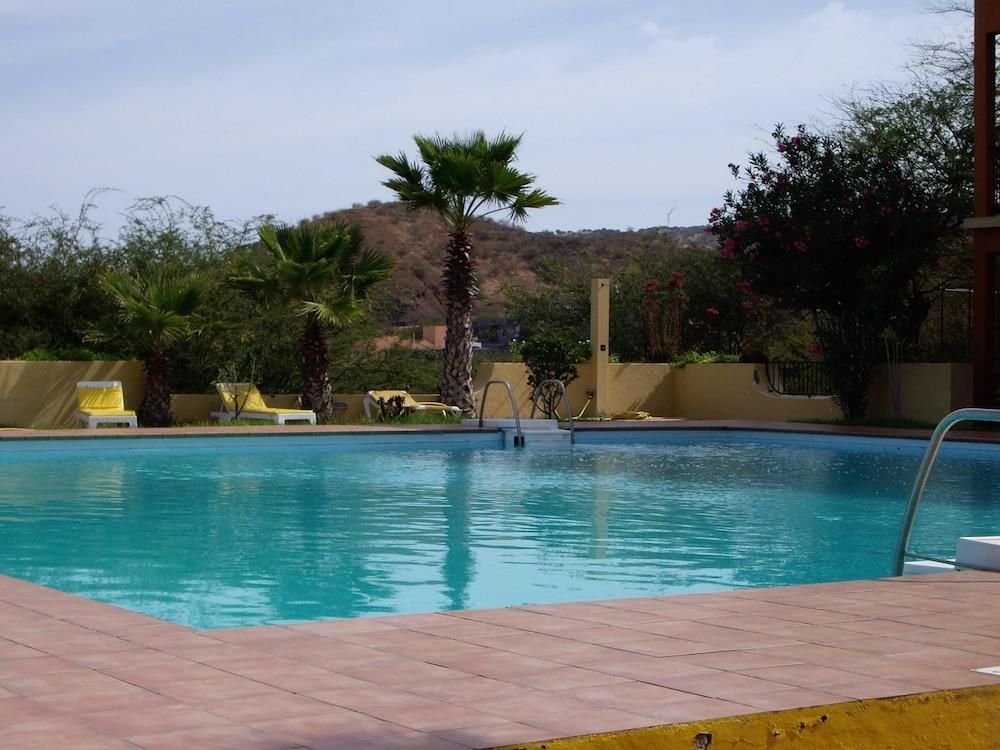סאו פיליפי Bamboo Xaguate Hotel מראה חיצוני תמונה