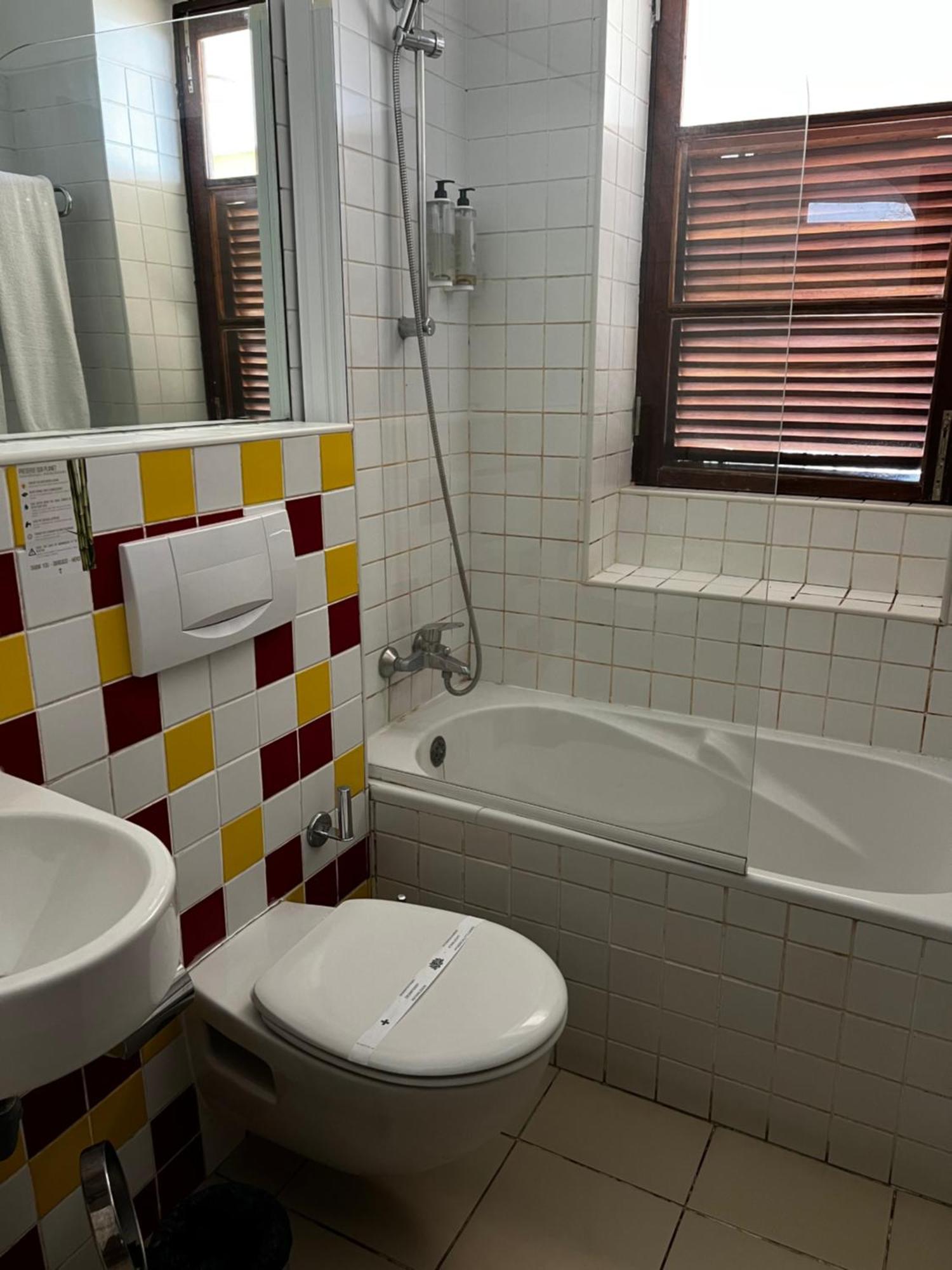 סאו פיליפי Bamboo Xaguate Hotel מראה חיצוני תמונה