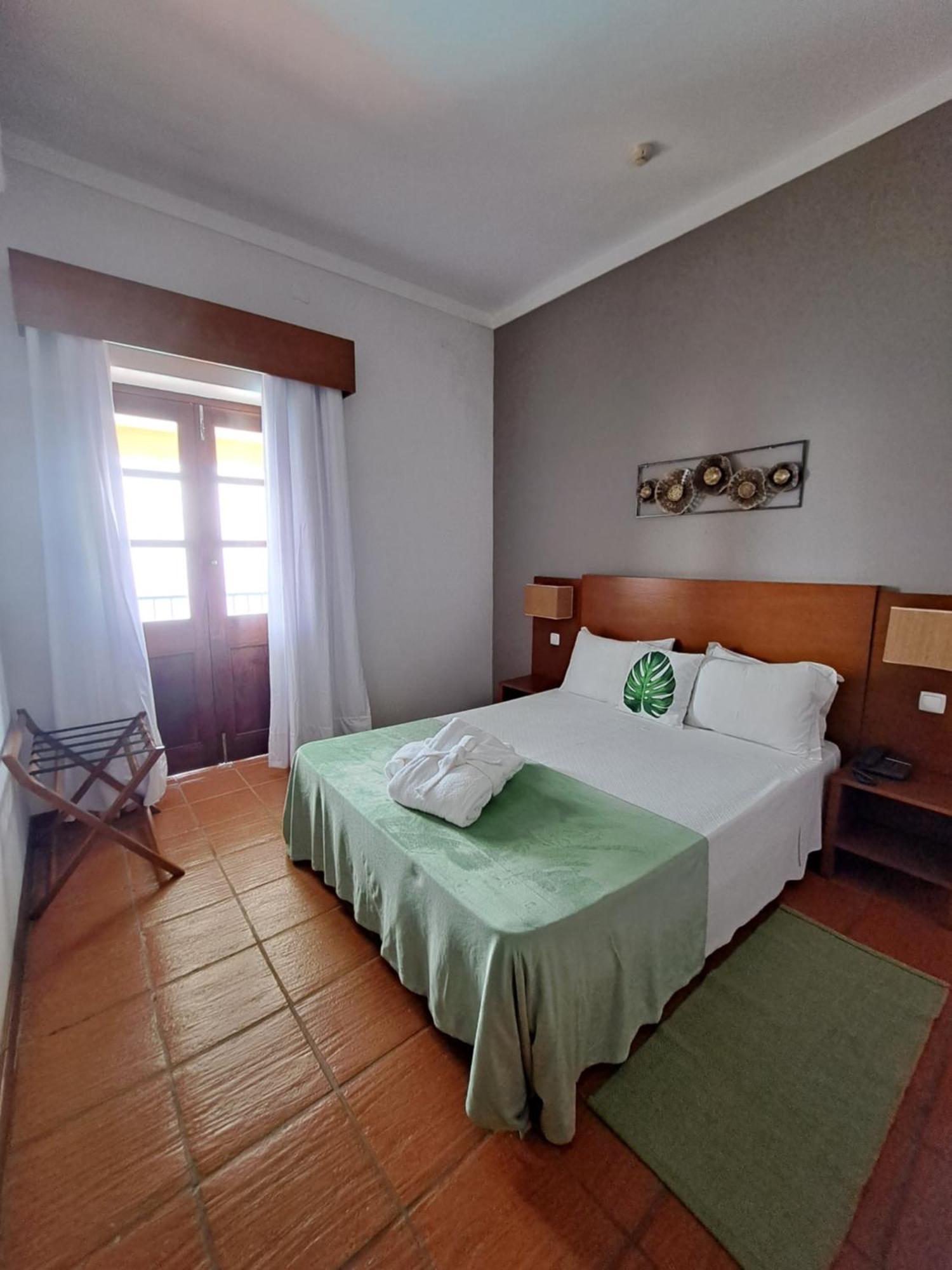 סאו פיליפי Bamboo Xaguate Hotel מראה חיצוני תמונה